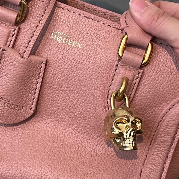 Alexander McQueen Mini Padlock Satchel Pink - Picture 5 of 12